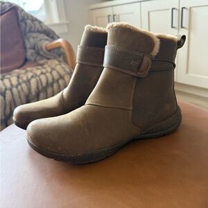 Clark’s Roseville Dark Taupe Leather Ankle Boots